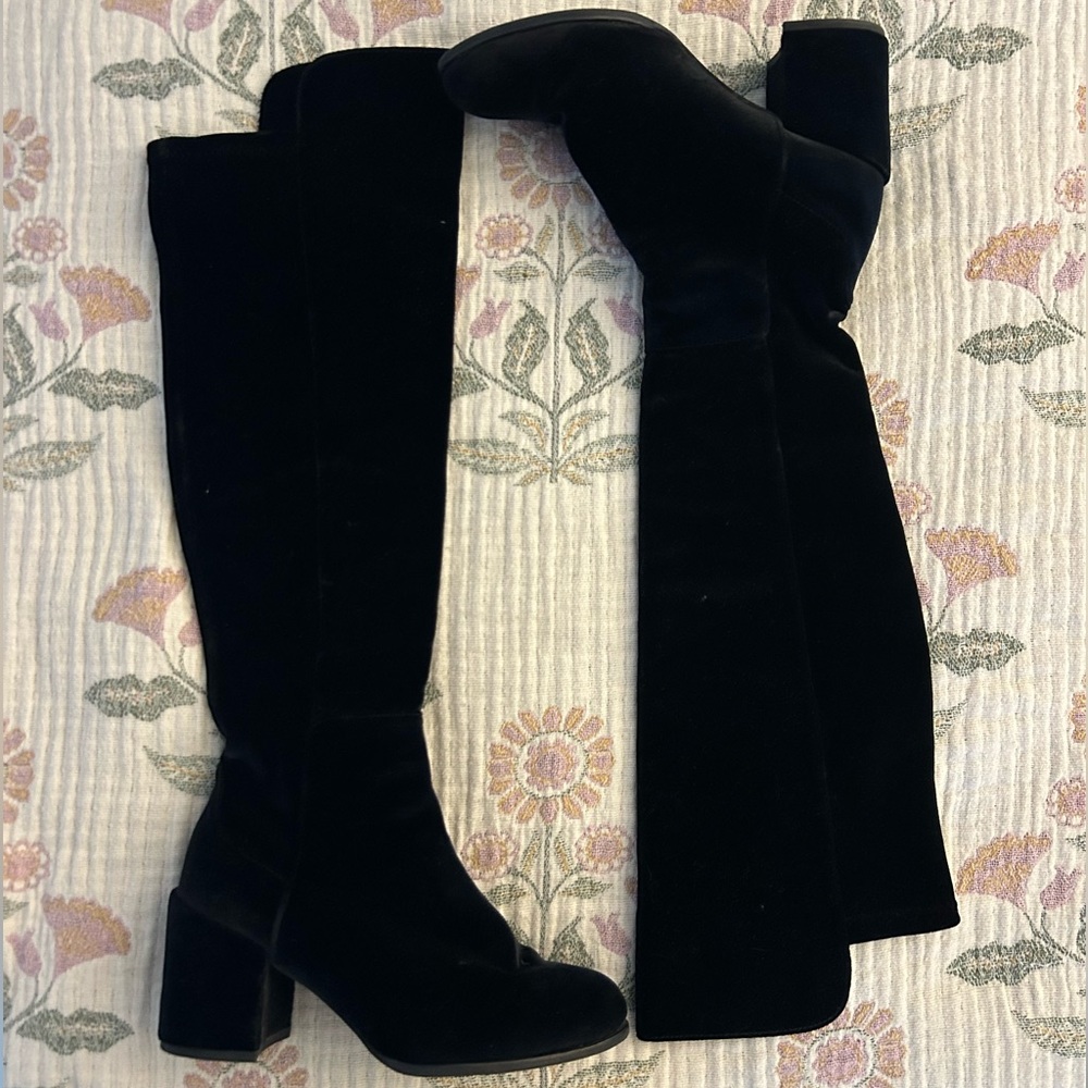 Stuart Weitzman Women Lowjack Black Over Knee Stretch Velvet Boot